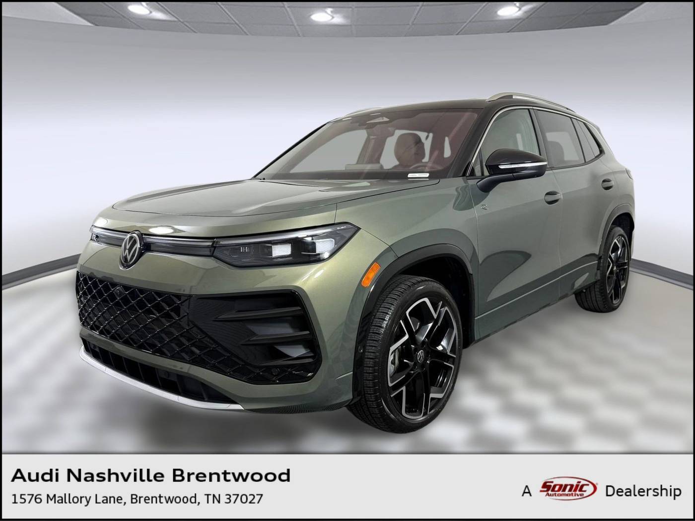 2025 Volkswagen Tiguan SEL R-Line — SUV — 1,718 mi — Brentwood, TN