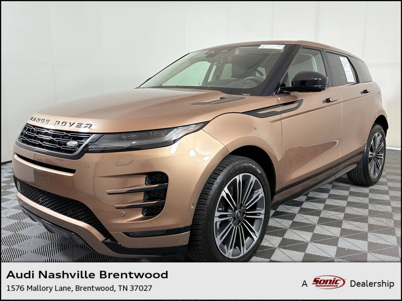 2024 Land Rover Range Rover Evoque Dynamic SE — SUV — 10,202 mi — Brentwood, TN