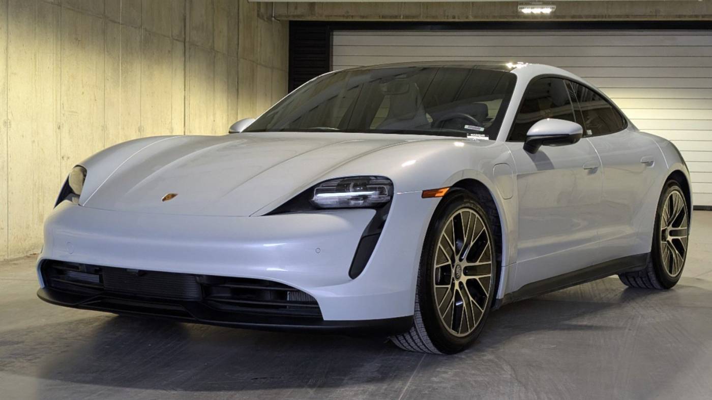 2022 Porsche Taycan Base