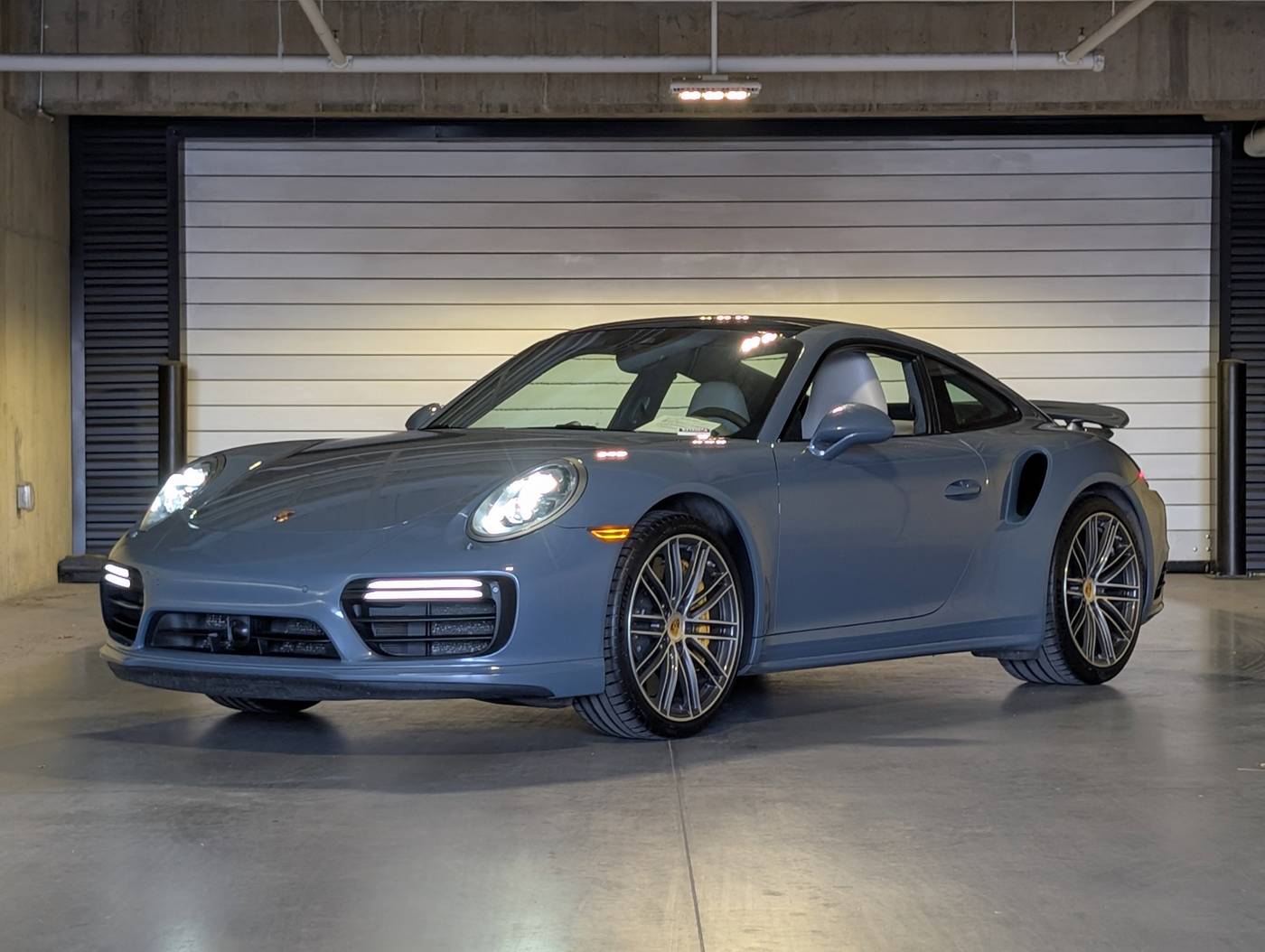 2017 Porsche 911 Turbo S