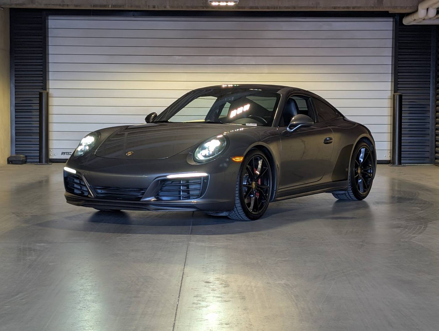 2019 Porsche 911 Carrera 4S