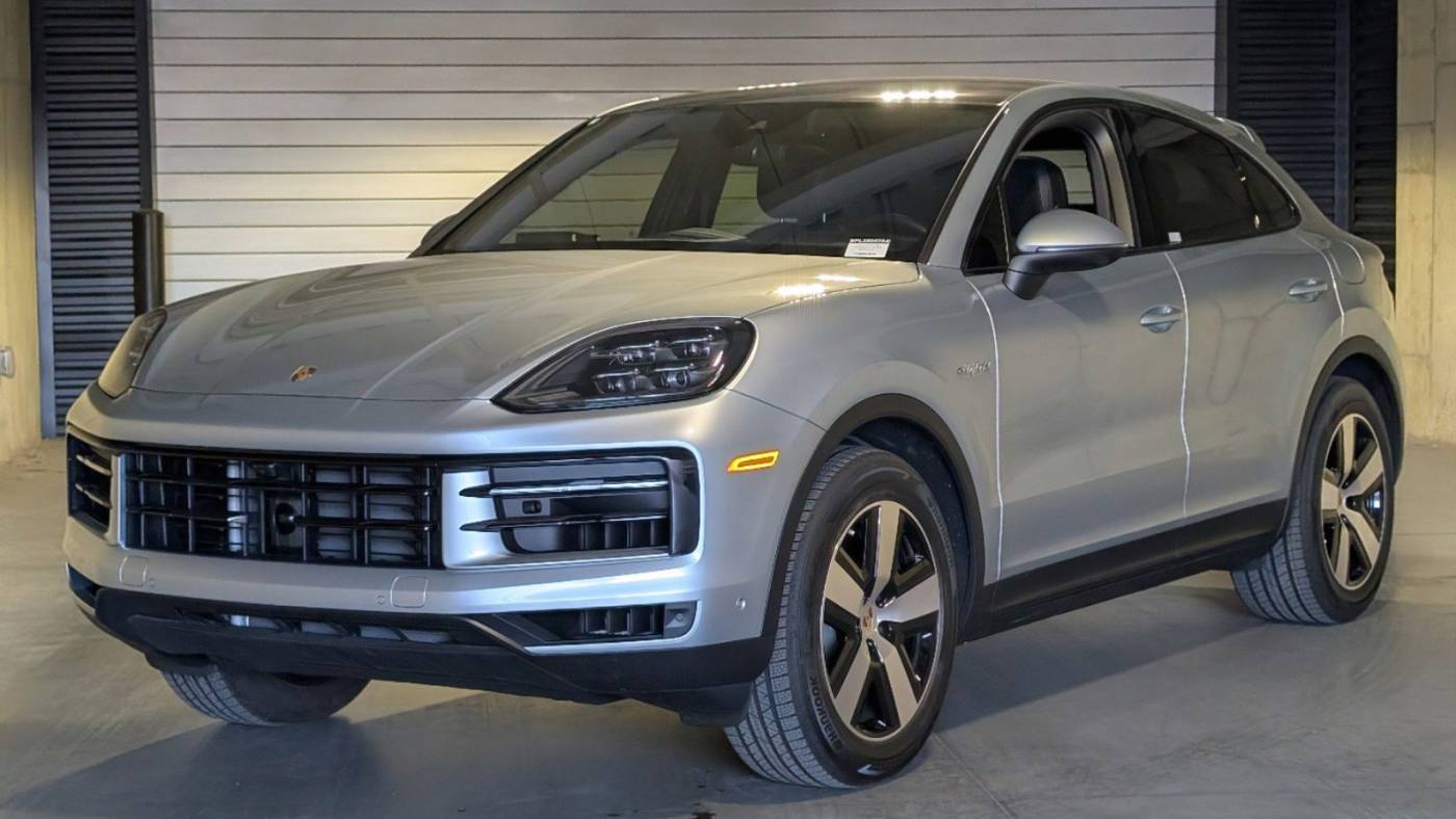 2024 Porsche Cayenne E-Hybrid — SUV — 2,136 mi — Littleton, CO