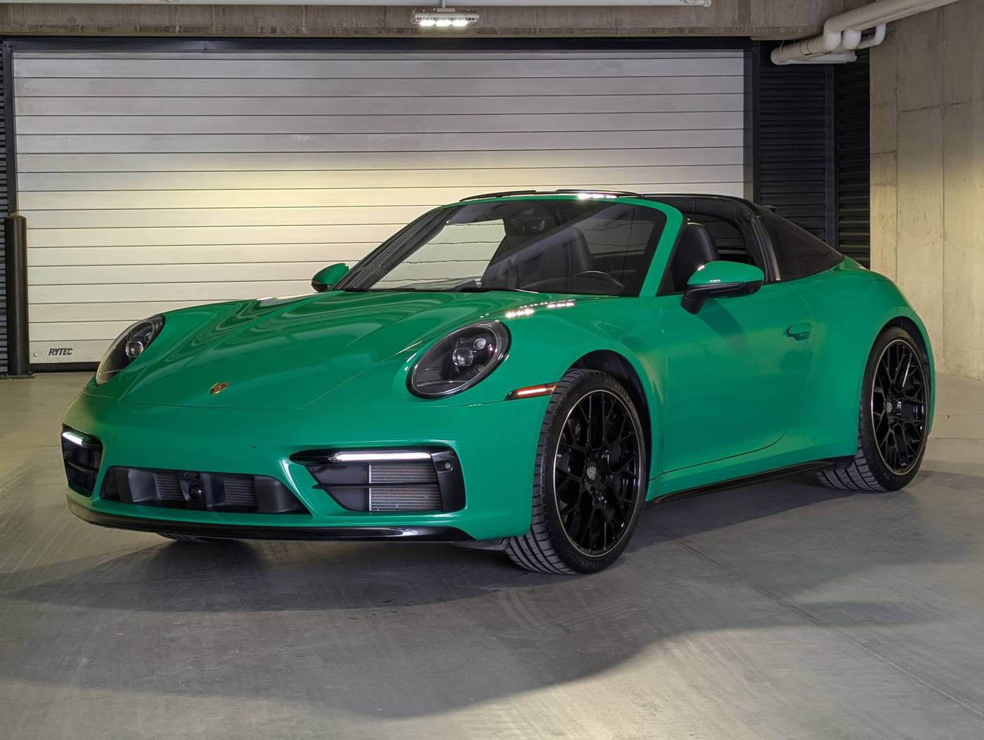 2022 Porsche 911 Targa 4S — Coupe — 10,313 mi — Littleton, CO
