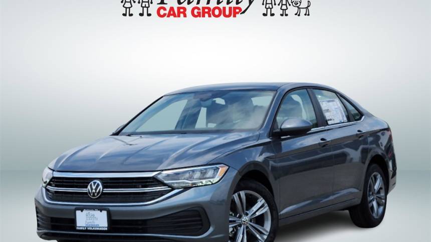 2024 Volkswagen Jetta SE — Sedan — 9,365 mi — Burleson, TX