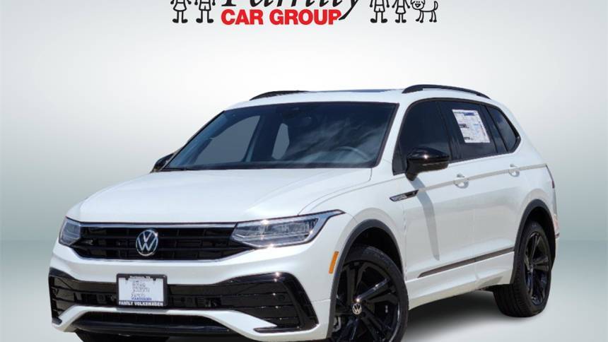 2024 Volkswagen Tiguan SE R-Line Black — SUV — 5,843 mi — Burleson, TX