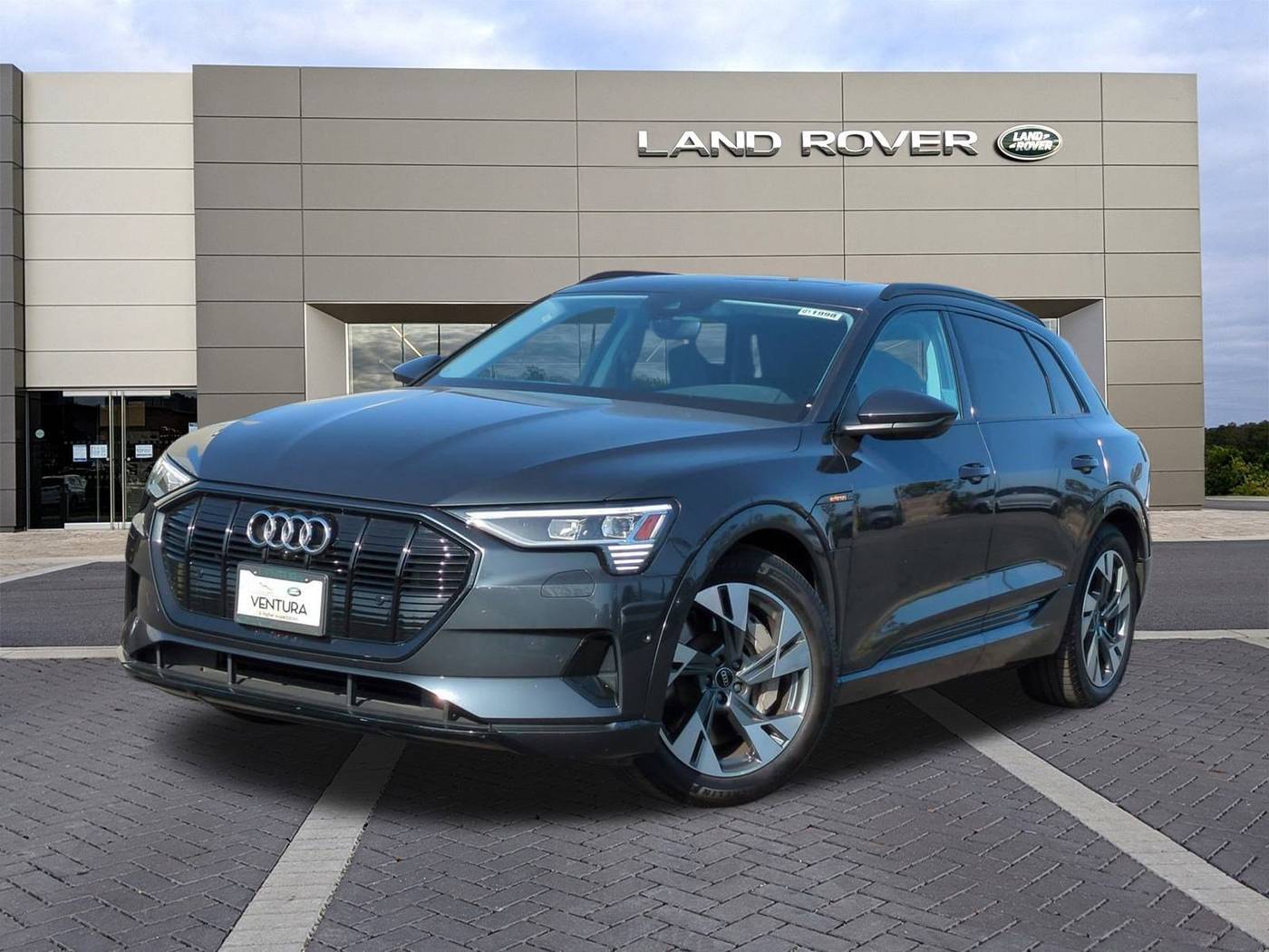 2021 Audi e-tron Premium — SUV — 26,641 mi — Ventura, CA