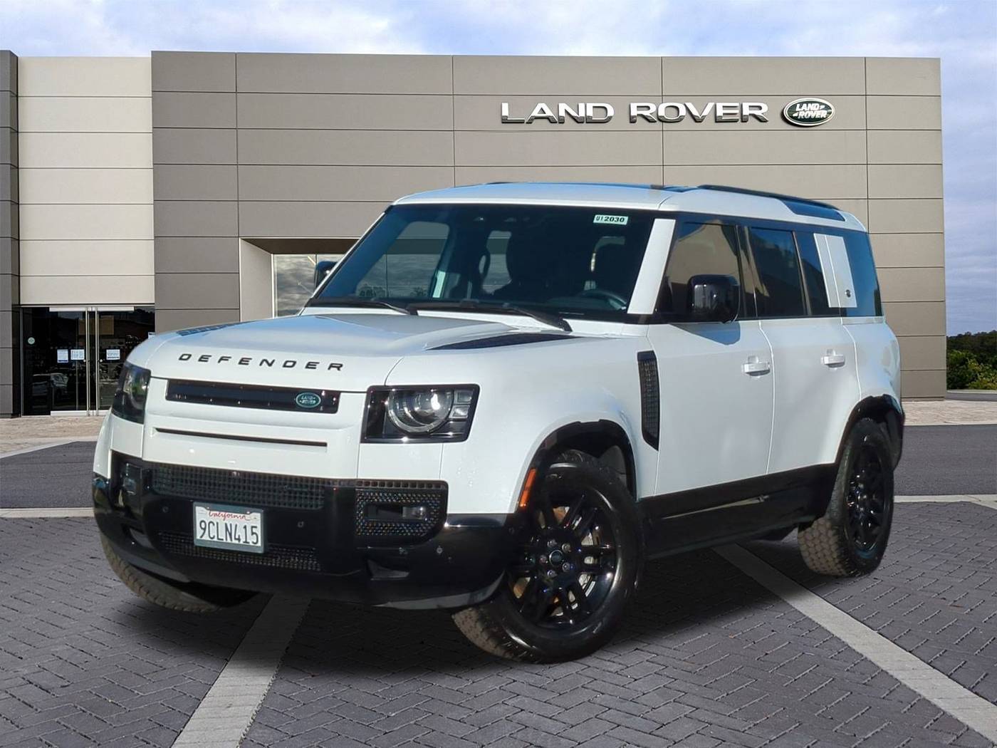 2023 Land Rover Defender X-Dynamic SE — SUV — 55 mi — Ventura, CA