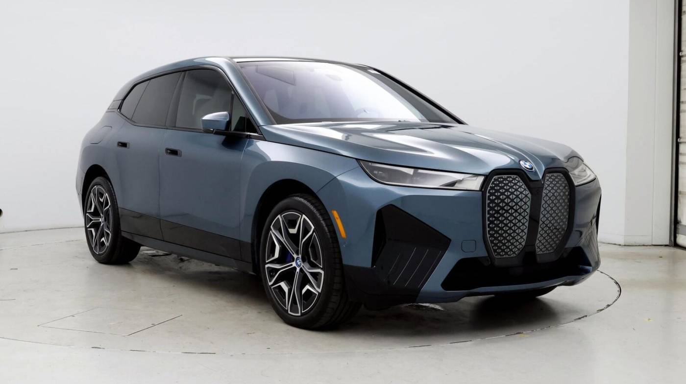 2025 BMW iX xDrive50 — SUV — 4,631 mi — Wayne, NJ
