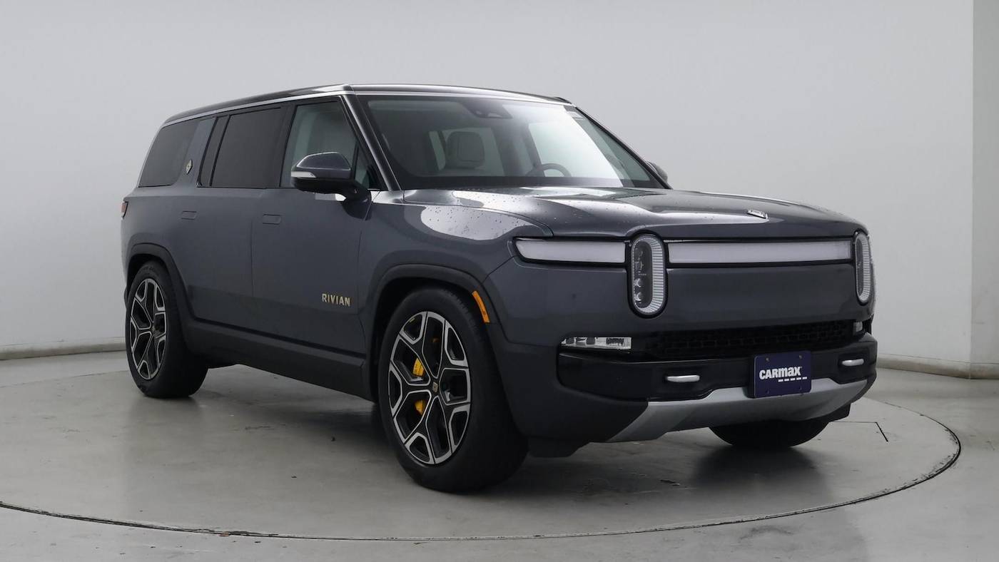 2023 Rivian R1S