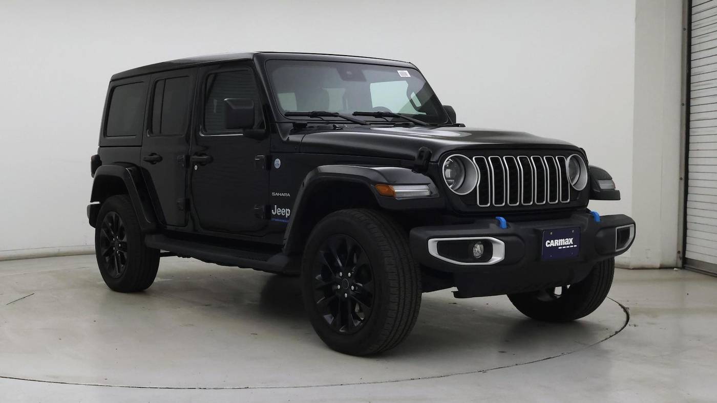 2024 Jeep Wrangler Sahara