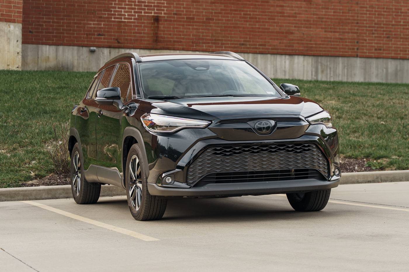2024 Toyota Corolla Cross Hybrid XSE — SUV — 22,355 mi — Kirkwood, MO