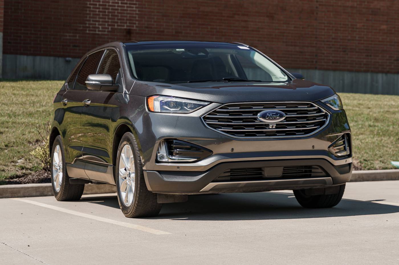 2020 Ford Edge Titanium — SUV — 88,752 mi — Kirkwood, MO