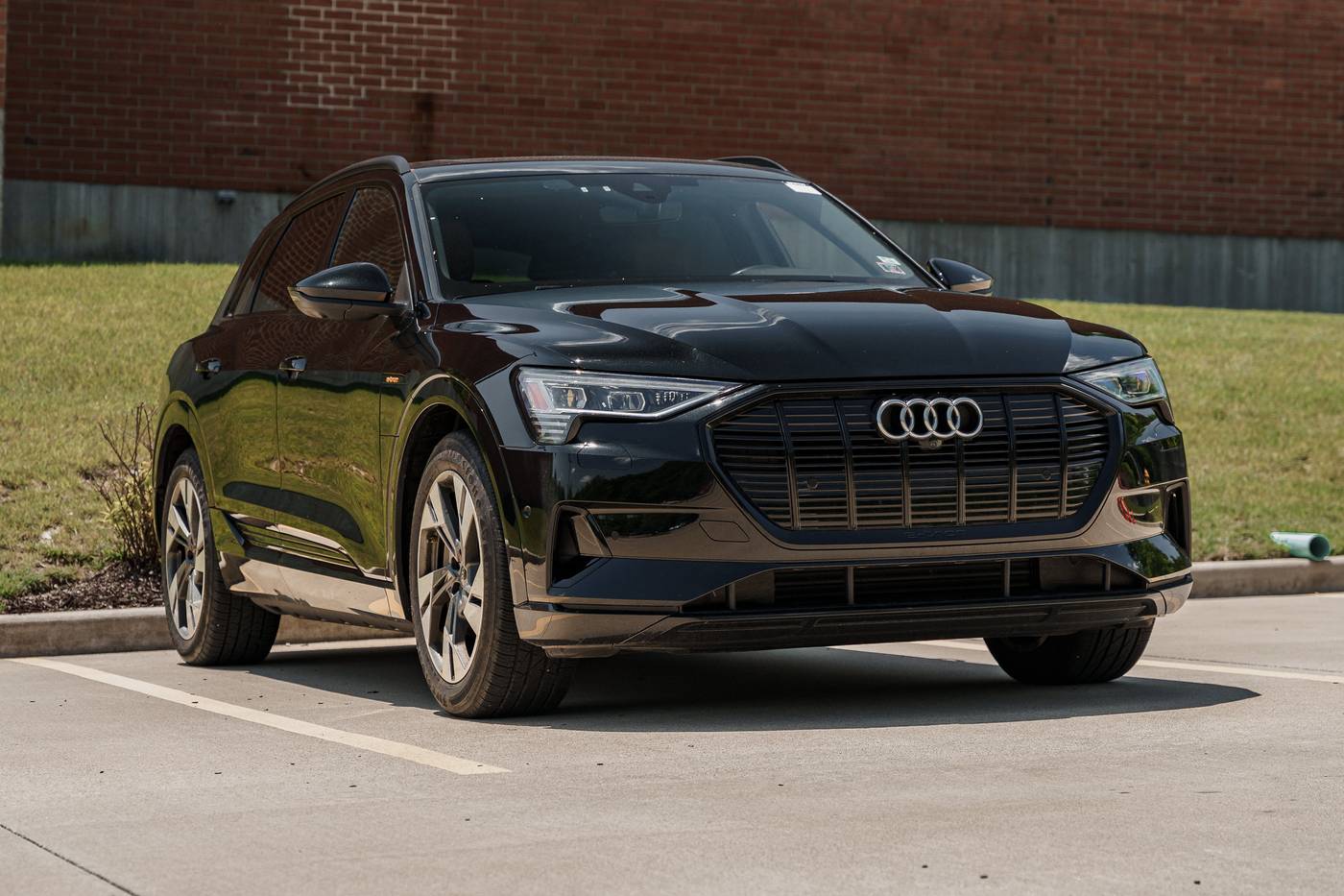 2022 Audi e-tron Premium — SUV — 44,749 mi — Kirkwood, MO