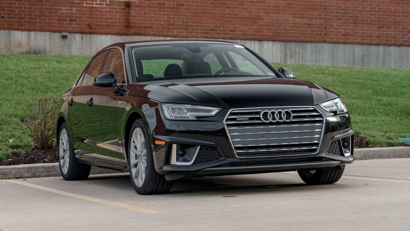 2019 Audi A4 quattro Premium Plus 45 TFSI