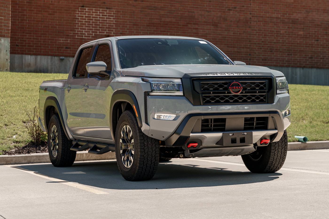 2024 Nissan Frontier PRO-4X — Pickup Truck — 8,860 mi — Kirkwood, MO