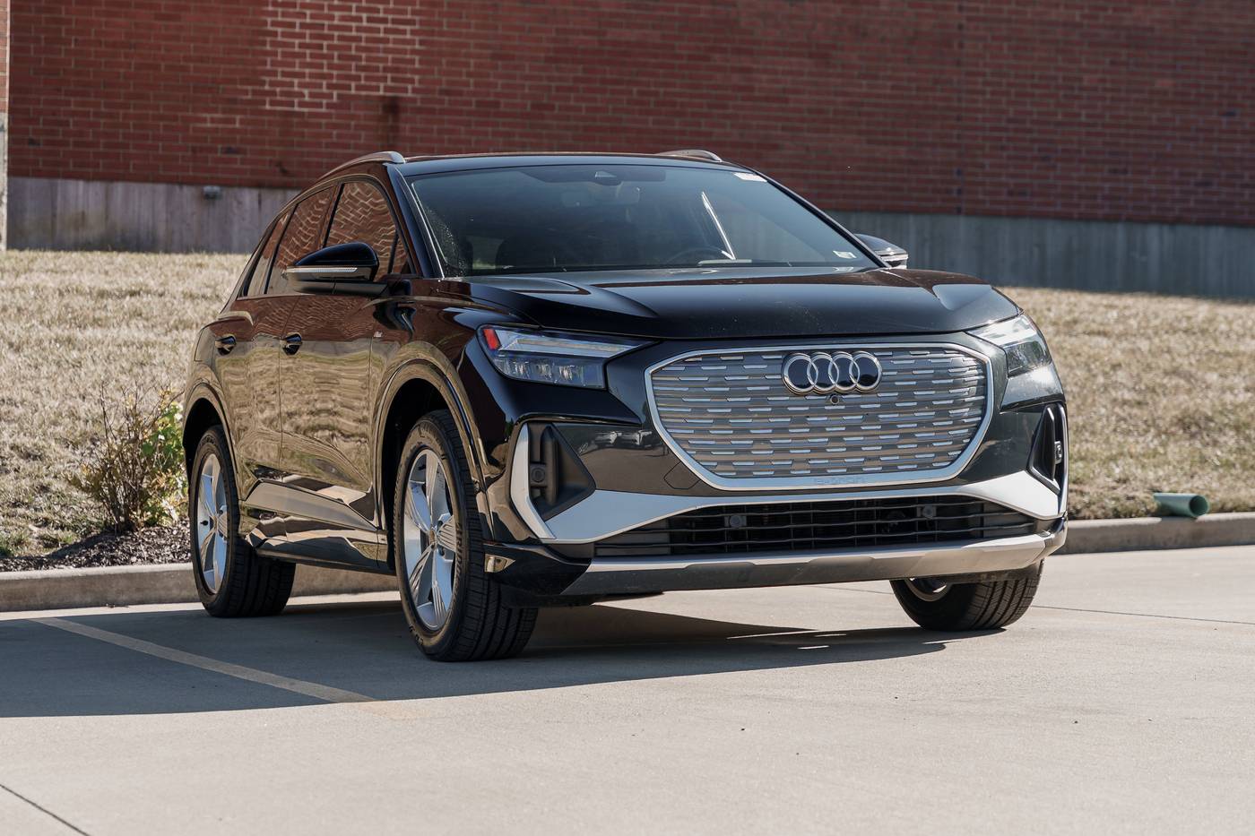 2024 Audi Q4 e-tron Premium Plus — SUV — 8,299 mi — Kirkwood, MO
