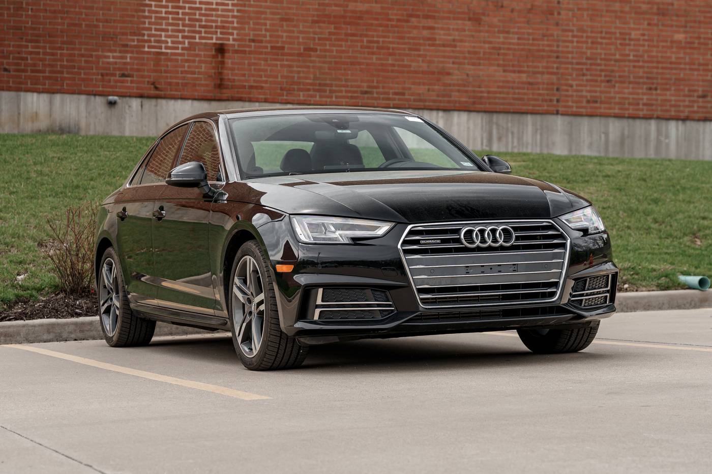 2017 Audi A4 Premium Plus — Sedan — 49,397 mi — Kirkwood, MO