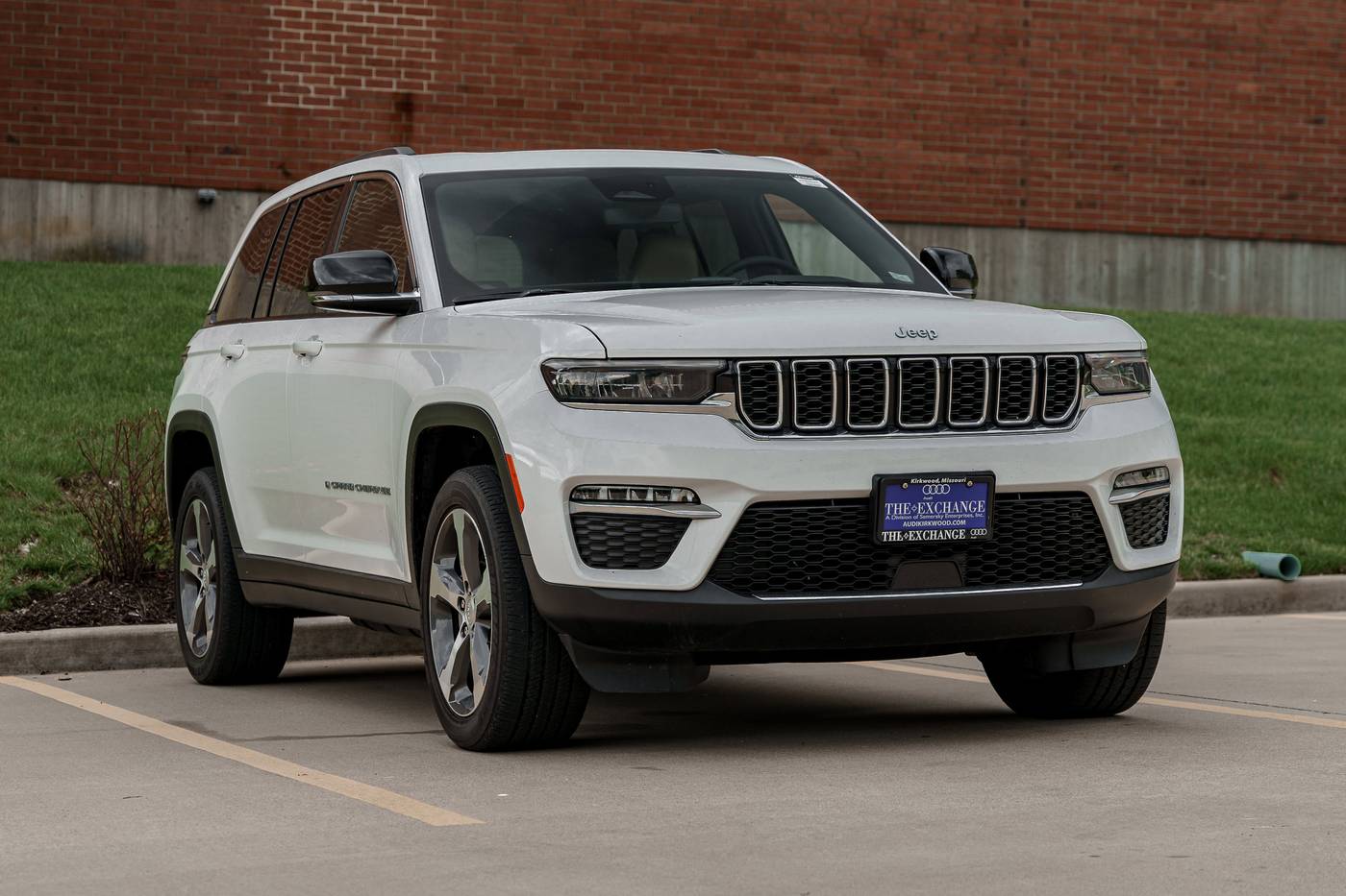 2022 Jeep Grand Cherokee 4xe — SUV — 15,726 mi — Kirkwood, MO
