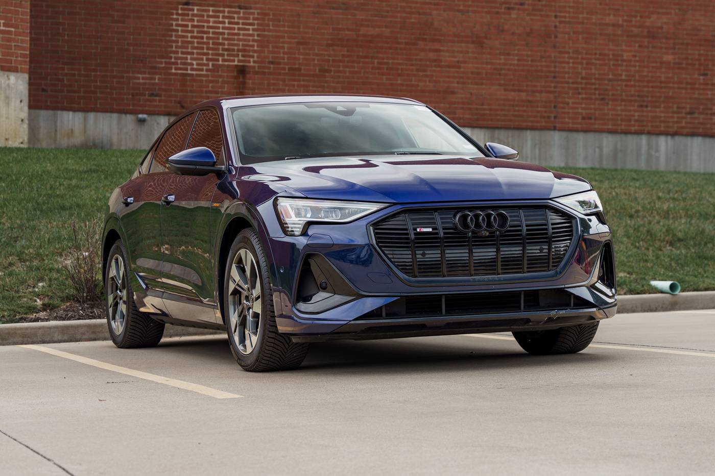 2022 Audi e-tron S line Premium — SUV — 50,871 mi — Kirkwood, MO