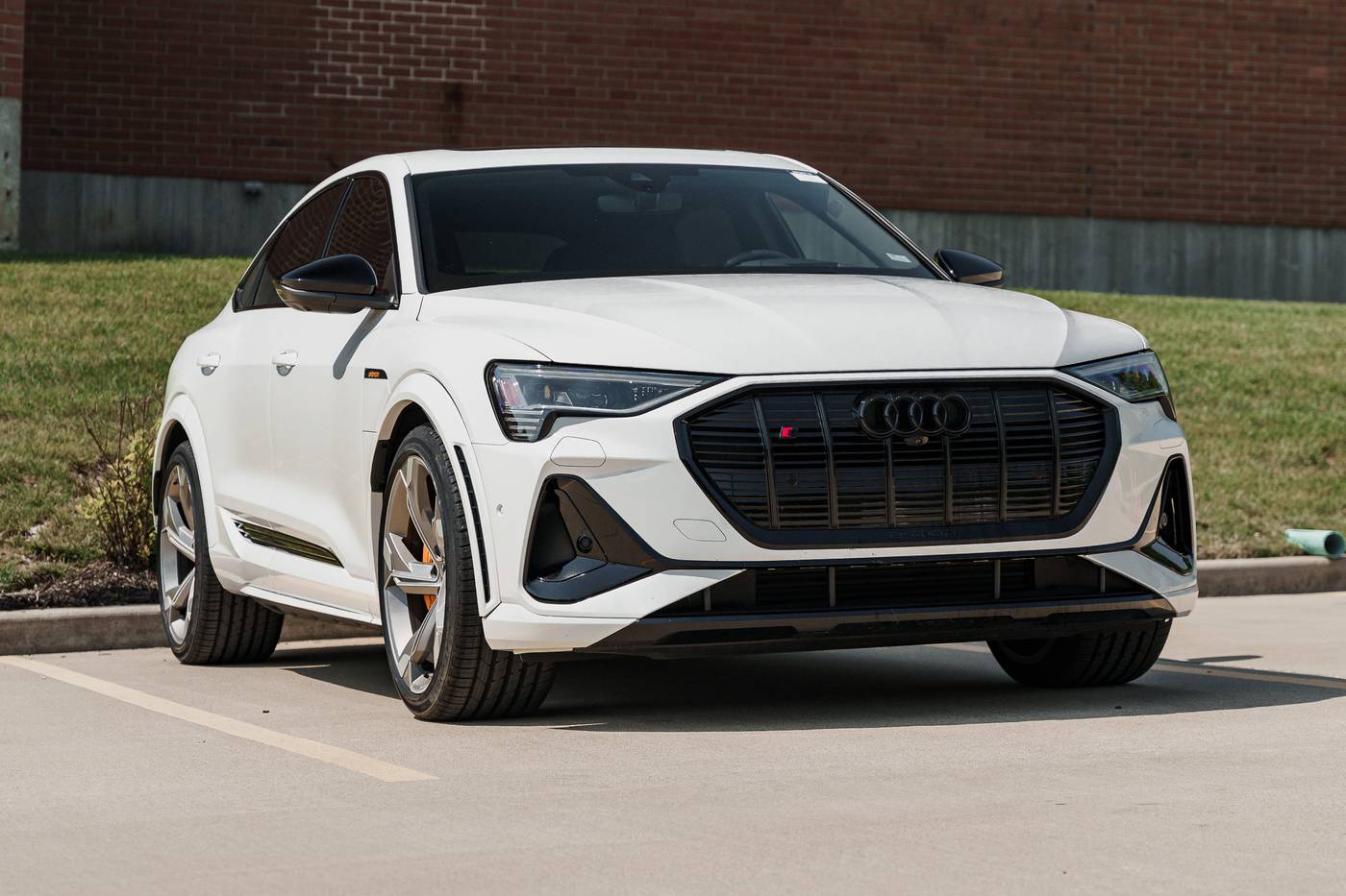 2023 Audi e-tron S Prestige — SUV — 22,622 mi — Kirkwood, MO