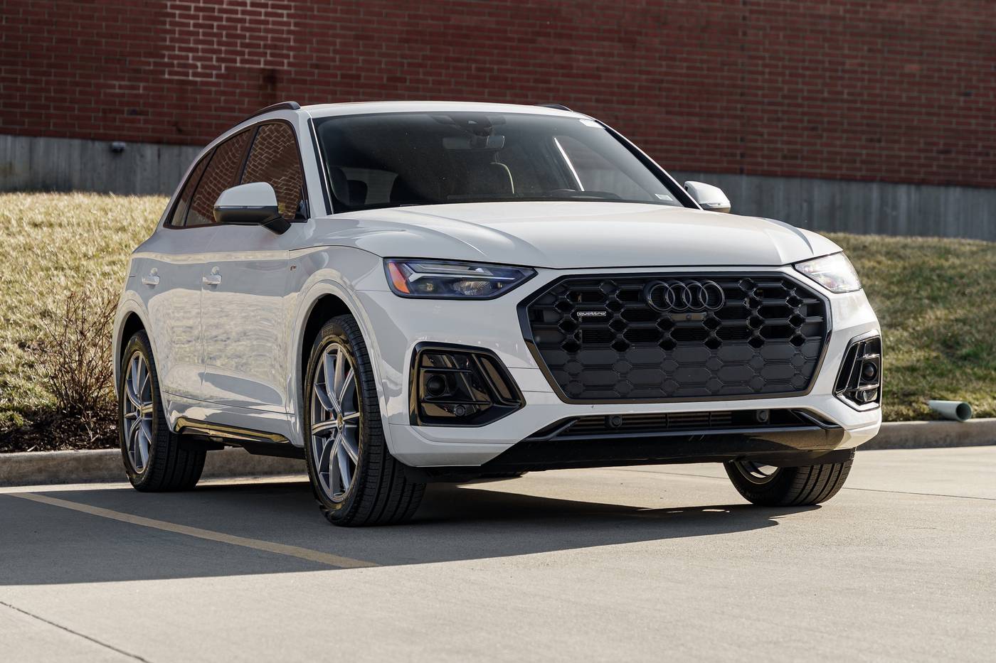 2024 Audi Q5 Plug-In Hybrid e Premium Plus — SUV — 30,825 mi — Kirkwood, MO