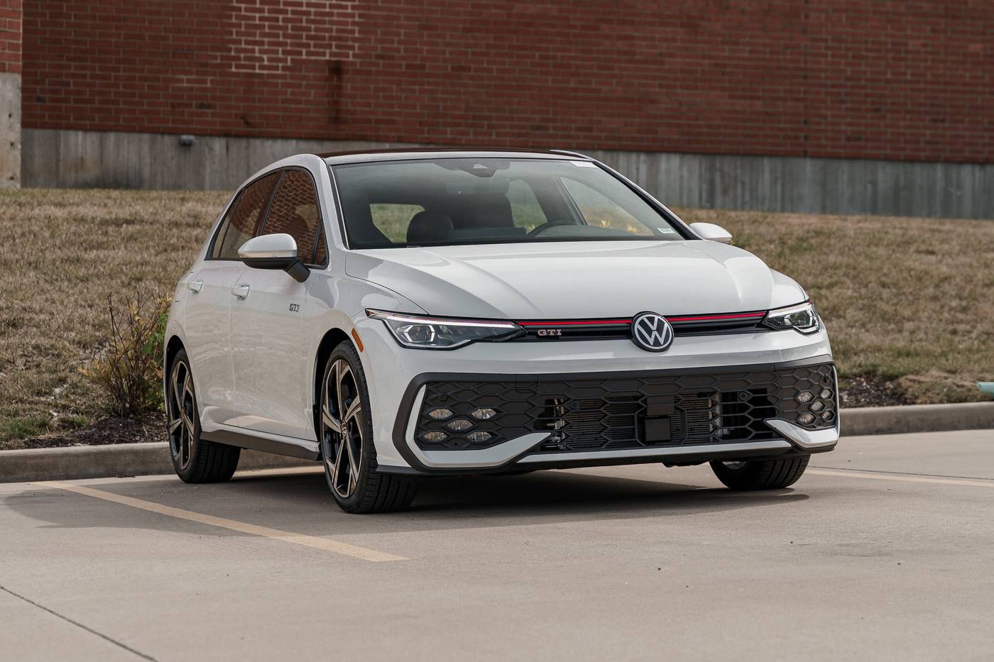 2025 Volkswagen Golf GTI SE — Hatchback — 712 mi — Kirkwood, MO