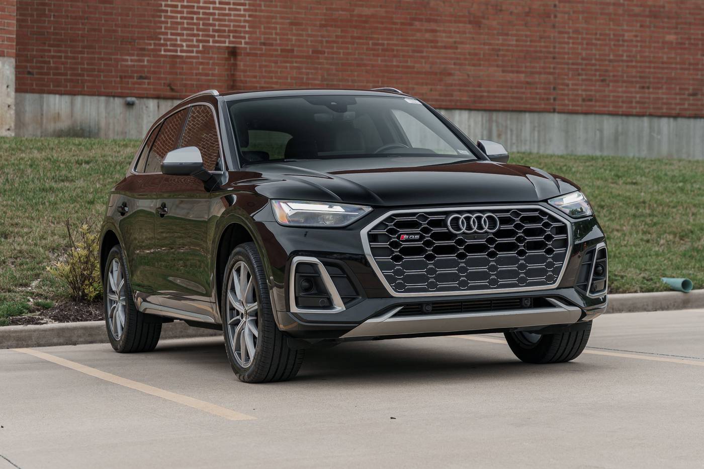 2022 Audi SQ5 Premium Plus — SUV — 27,452 mi — Kirkwood, MO