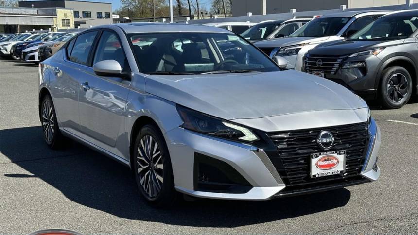 2024 Nissan Altima SV — Sedan — 7,405 mi — Springfield, NJ