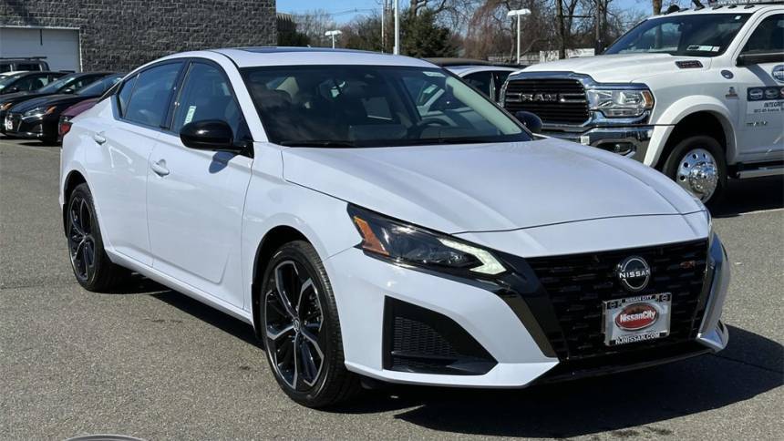 2024 Nissan Altima SR — Sedan — 5,001 mi — Springfield, NJ