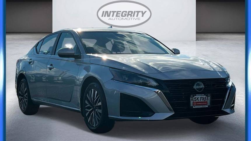 2023 Nissan Altima SV — Sedan — 7,452 mi — Springfield, NJ