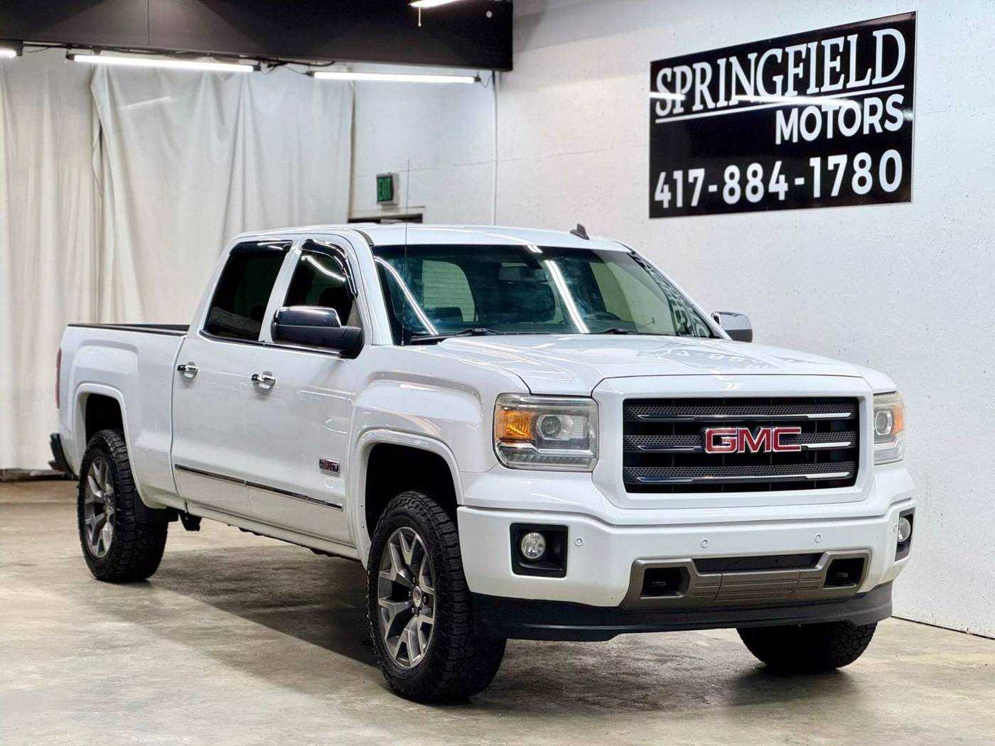 2014 GMC Sierra 1500 SLT — Pickup Truck — 135,646 mi — Springfield, MO