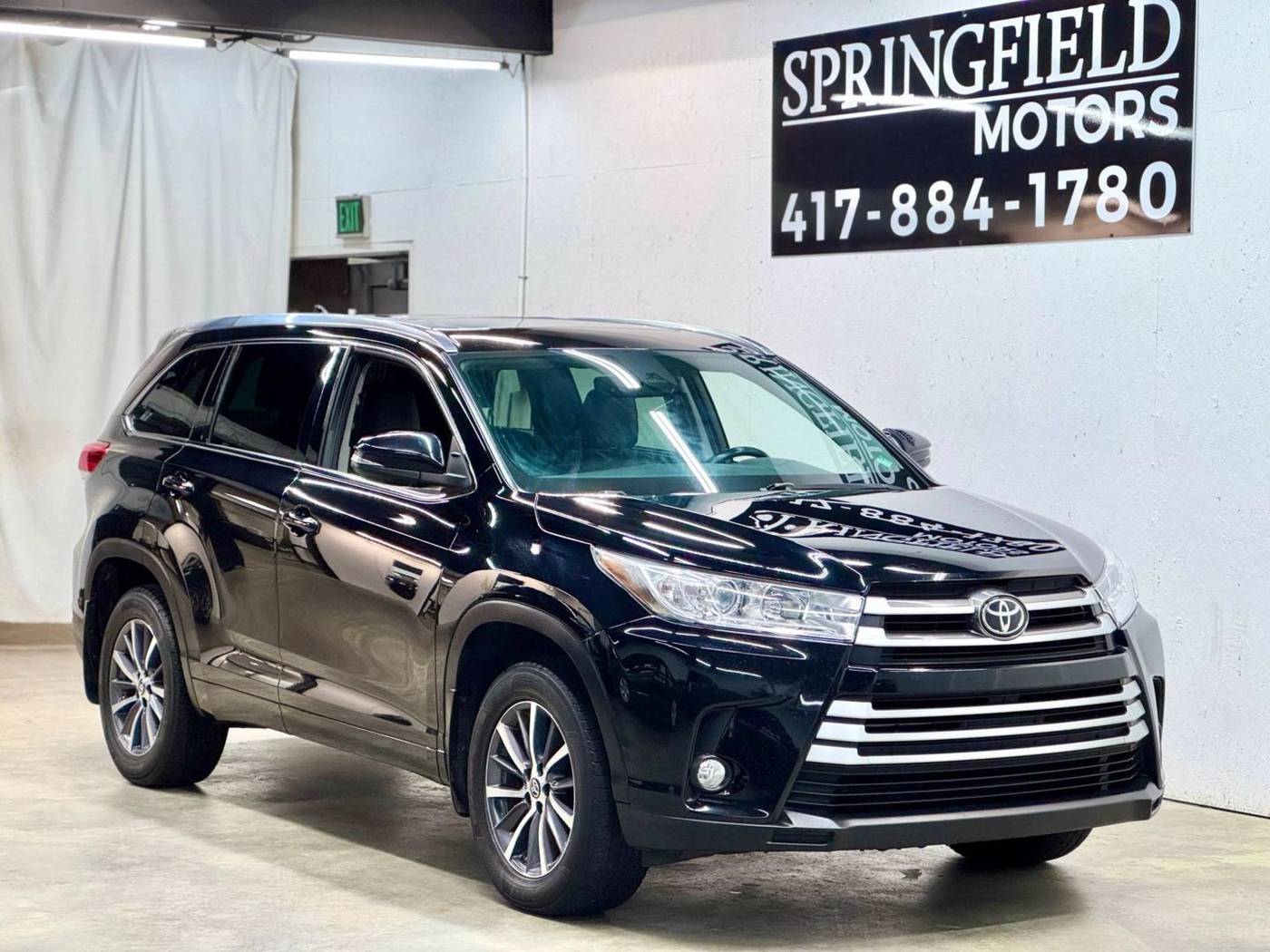2017 Toyota Highlander XLE — SUV — 163,025 mi — Springfield, MO