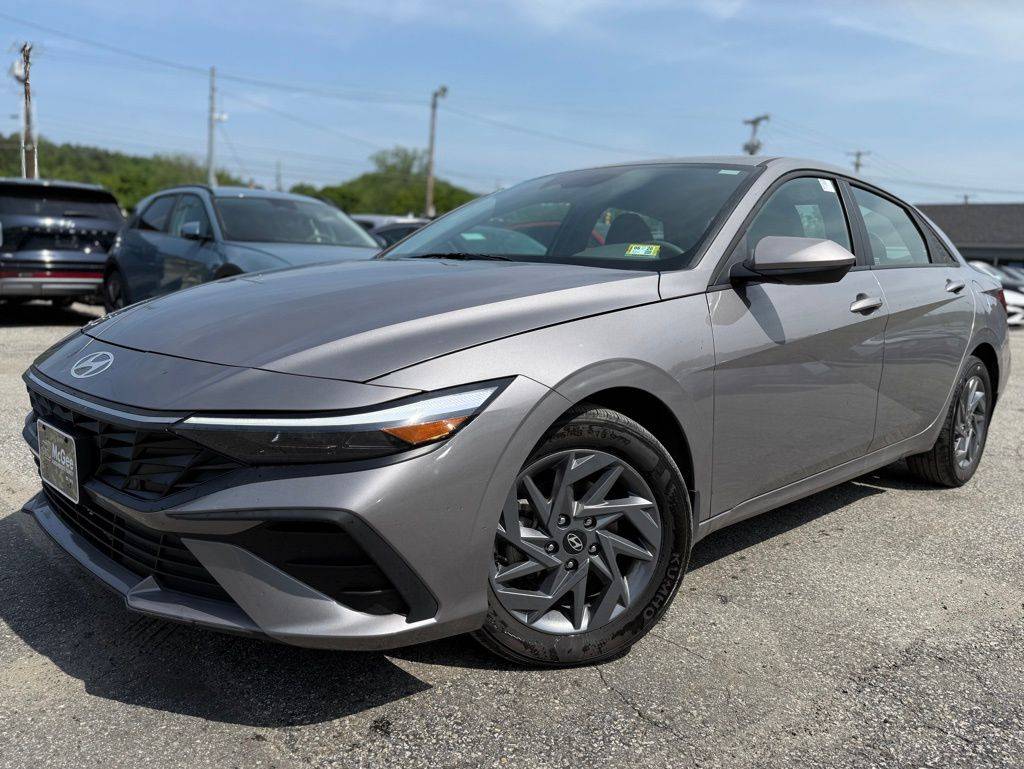 2024 Hyundai Elantra SEL — Sedan — 7,293 mi — Barre, VT
