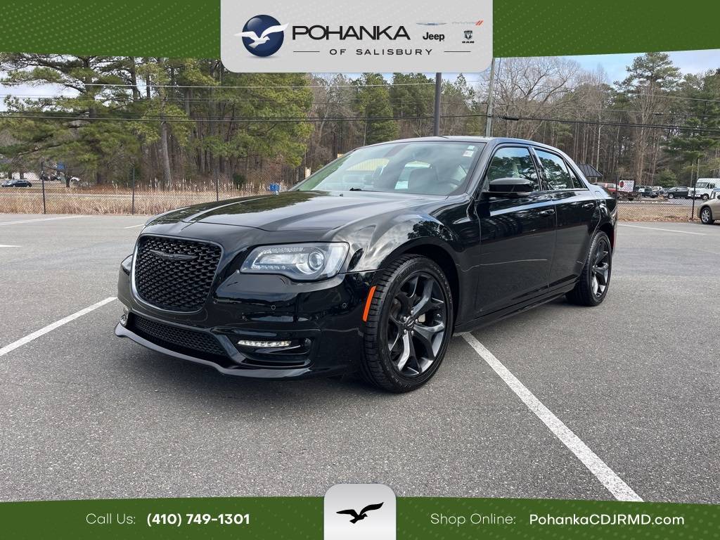 2023 Chrysler 300 Touring L — Sedan — 31,700 mi — Salisbury, MD