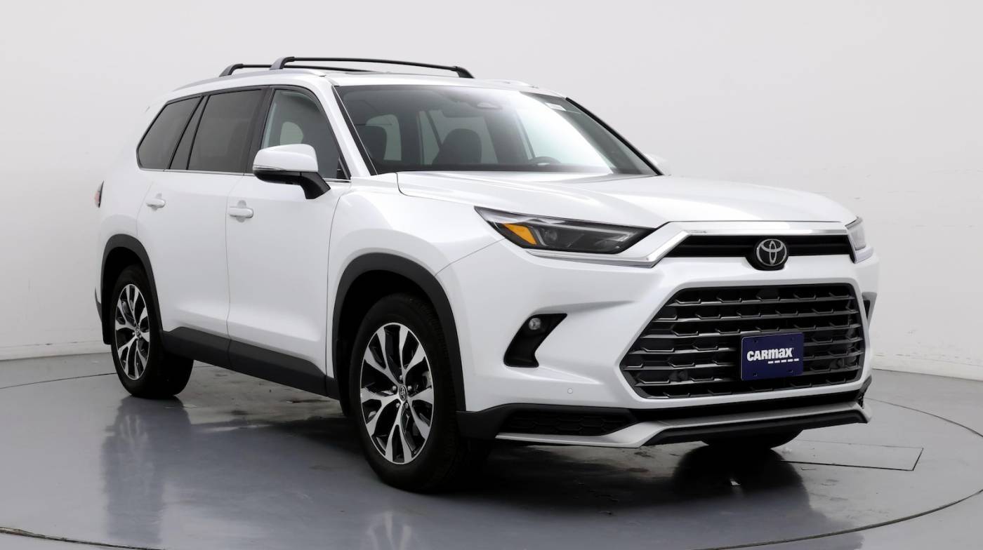 2024 Toyota Grand Highlander Hybrid MAX Limited — SUV — 8,988 mi — East Meadow, NY