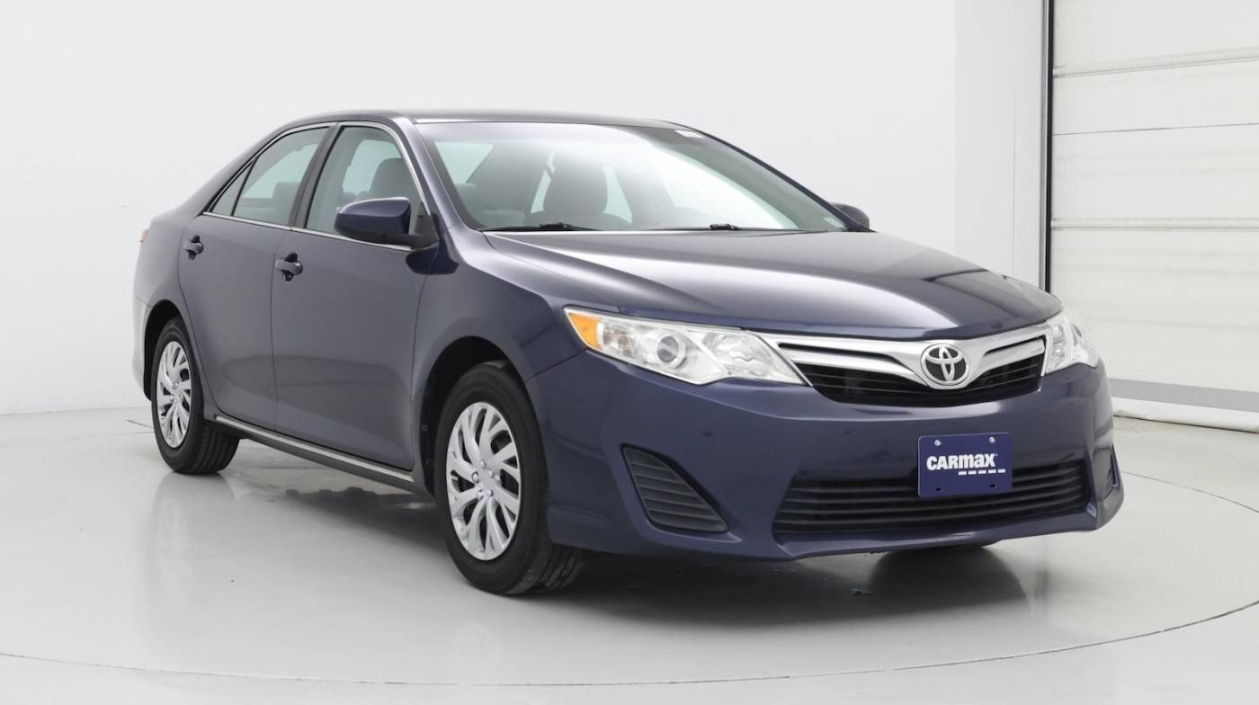 2014 Toyota Camry LE — Sedan — 94,949 mi — East Meadow, NY
