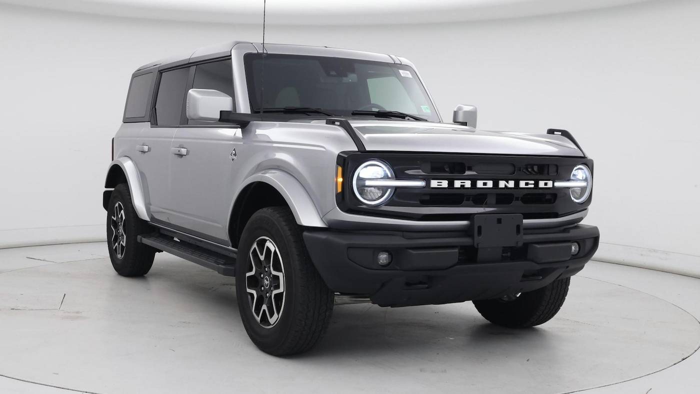 2024 Ford Bronco Outer Banks