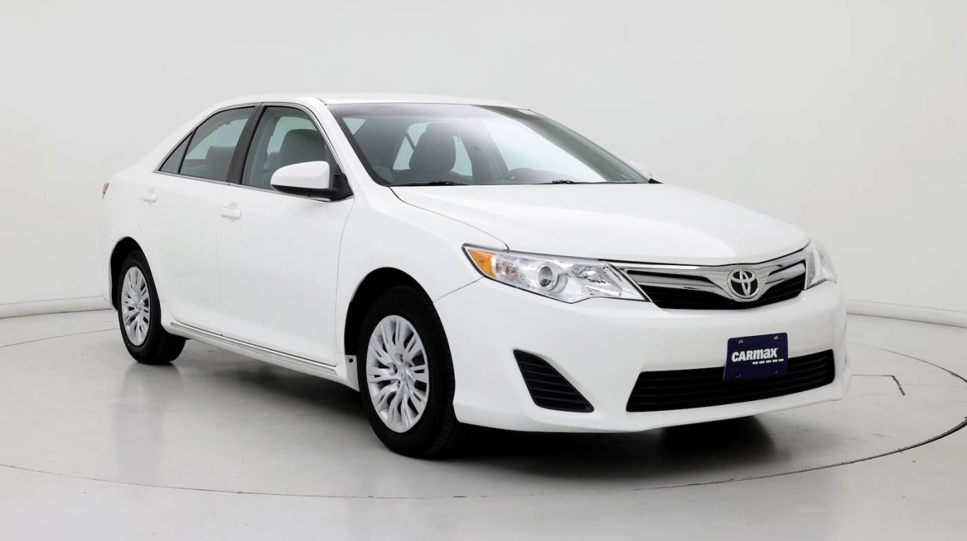 2014 Toyota Camry LE — Sedan — 81,651 mi — East Meadow, NY