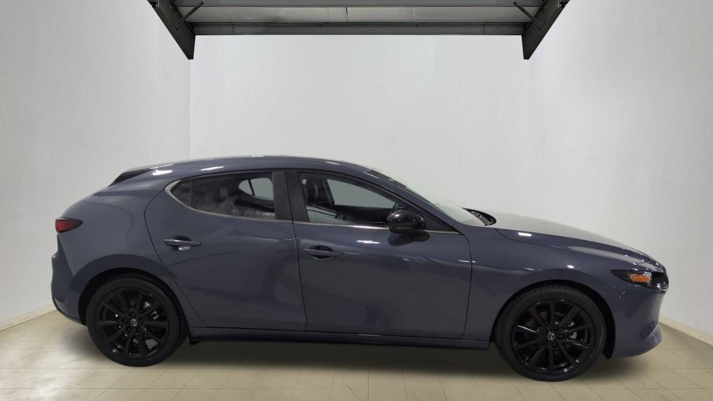 2024 Mazda Mazda3 Carbon Edition — Hatchback — 2,887 mi — Butler, PA