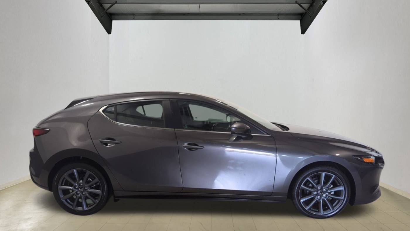 2024 Mazda Mazda3 Preferred — Hatchback — 1,530 mi — Butler, PA