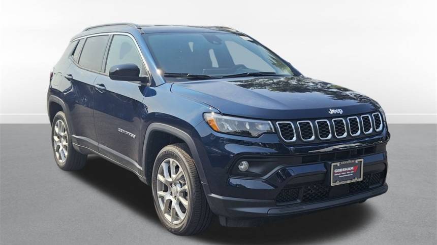 2024 Jeep Compass Latitude Lux — SUV — 7,950 mi — Gresham, OR
