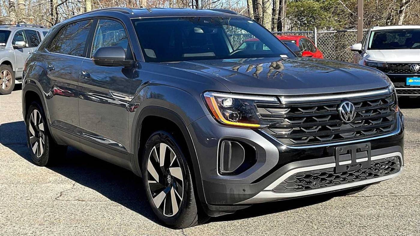 2024 Volkswagen Atlas Cross Sport SE with Technology — SUV — 31,523 mi — Norwood, MA
