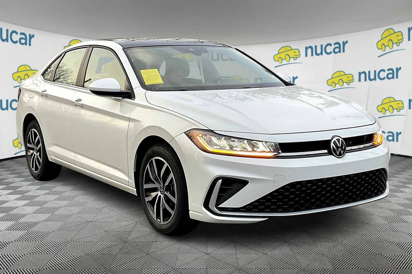 2025 Volkswagen Jetta SE — Sedan — 8,539 mi — Norwood, MA
