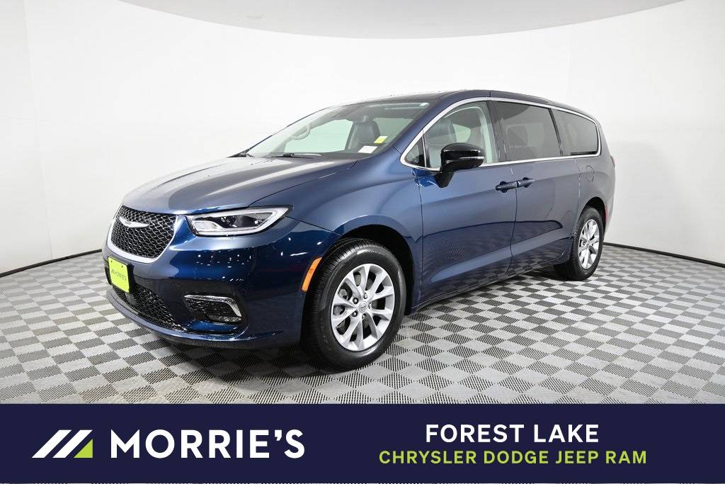 2024 Chrysler Pacifica Touring L — Minivan — 7,591 mi — Forest Lake, MN