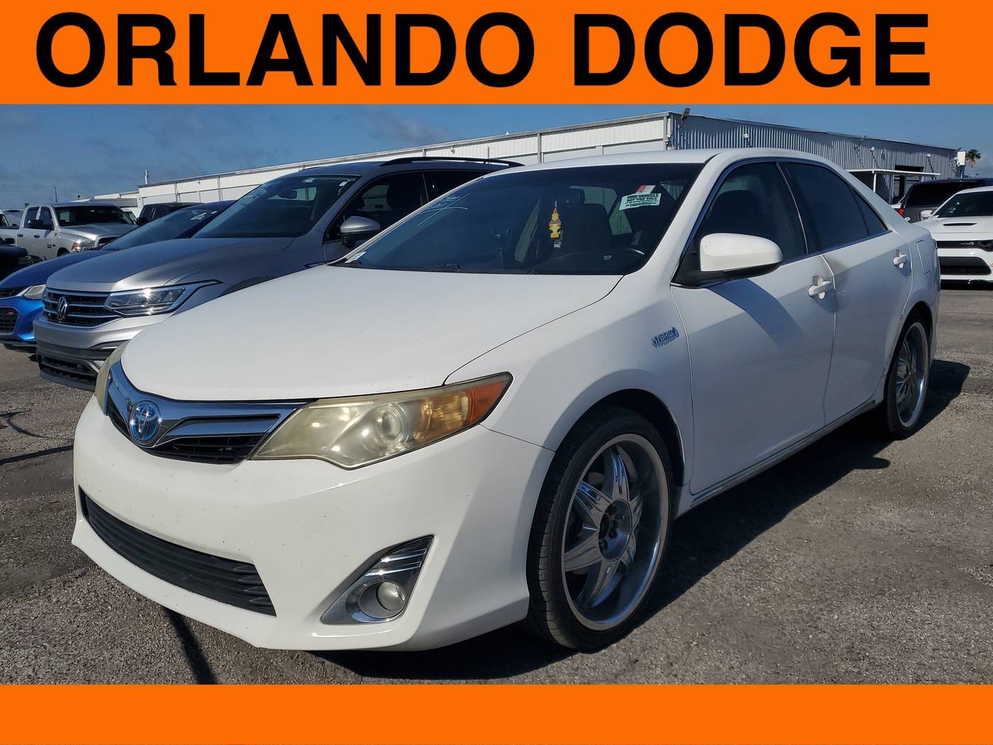 2013 Toyota Camry Hybrid LE — Sedan — 180,000 mi — Orlando, FL