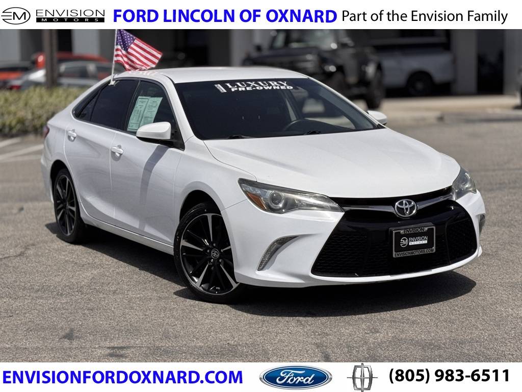 2015 Toyota Camry SE — Sedan — 143,615 mi — Oxnard, CA