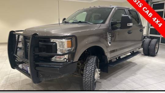 2022 Ford Super Duty F-350 Chassis Cab XL — Chassis Cab Truck — 64,649 mi — Comanche, TX