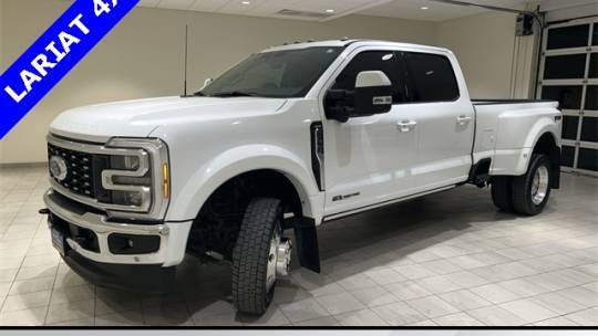 2023 Ford Super Duty F-450 LARIAT — Pickup Truck — 40,567 mi — Comanche, TX