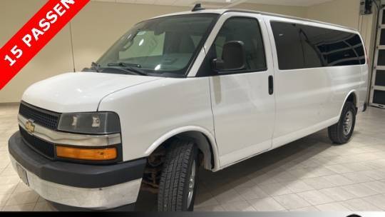 2021 Chevrolet Express Passenger LT — Passenger Van — 20,774 mi — Comanche, TX