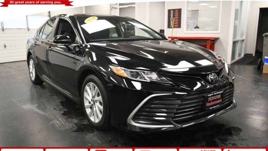 2024 Toyota Camry LE — Sedan — 20,039 mi — Hackensack, NJ